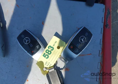 2019 Mercedes-Benz E 300 4Matic from USA, damaged, VIN WDDZF4KBXKA587029